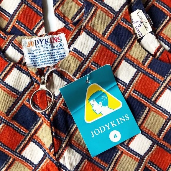 Vintage Kids Overalls - 70s Plaid Corduroy Jumper, Kids Outfit, Boys Outfit - Picture 5 of 5